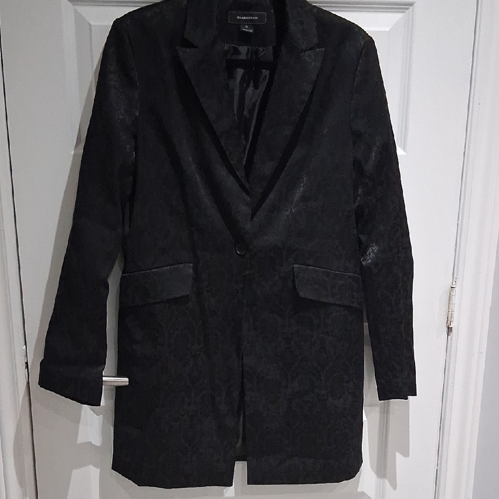 Isaac Mizrahi Elegant Black Textured Blazer